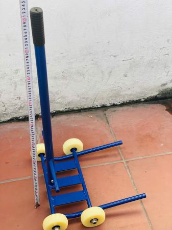 Xe hỗ trợ tháo lắp tăng bua xe tải