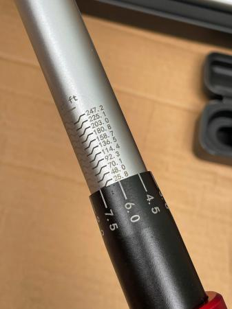 Cần siết lực 1/2’ dải lực 35-350Nm