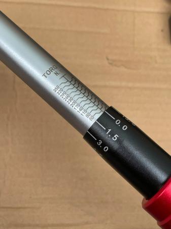 Cần siết lực 1/4' dải lực 5-60Nm