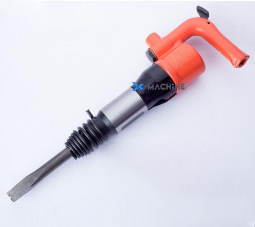 Súng đục má phanh C4